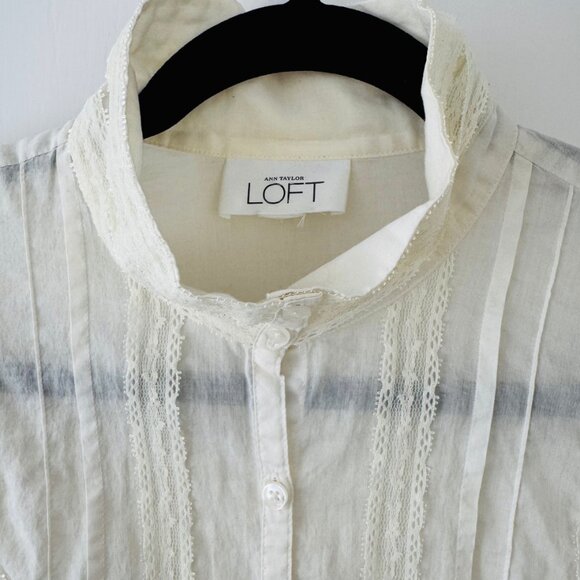 Ann Taylor Loft High Neck Lace Trim Long Sleeve Ivory Blouse Size Large - Picture 4 of 7